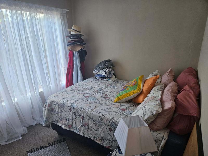 2 Bedroom Property for Sale in Heiderand Western Cape